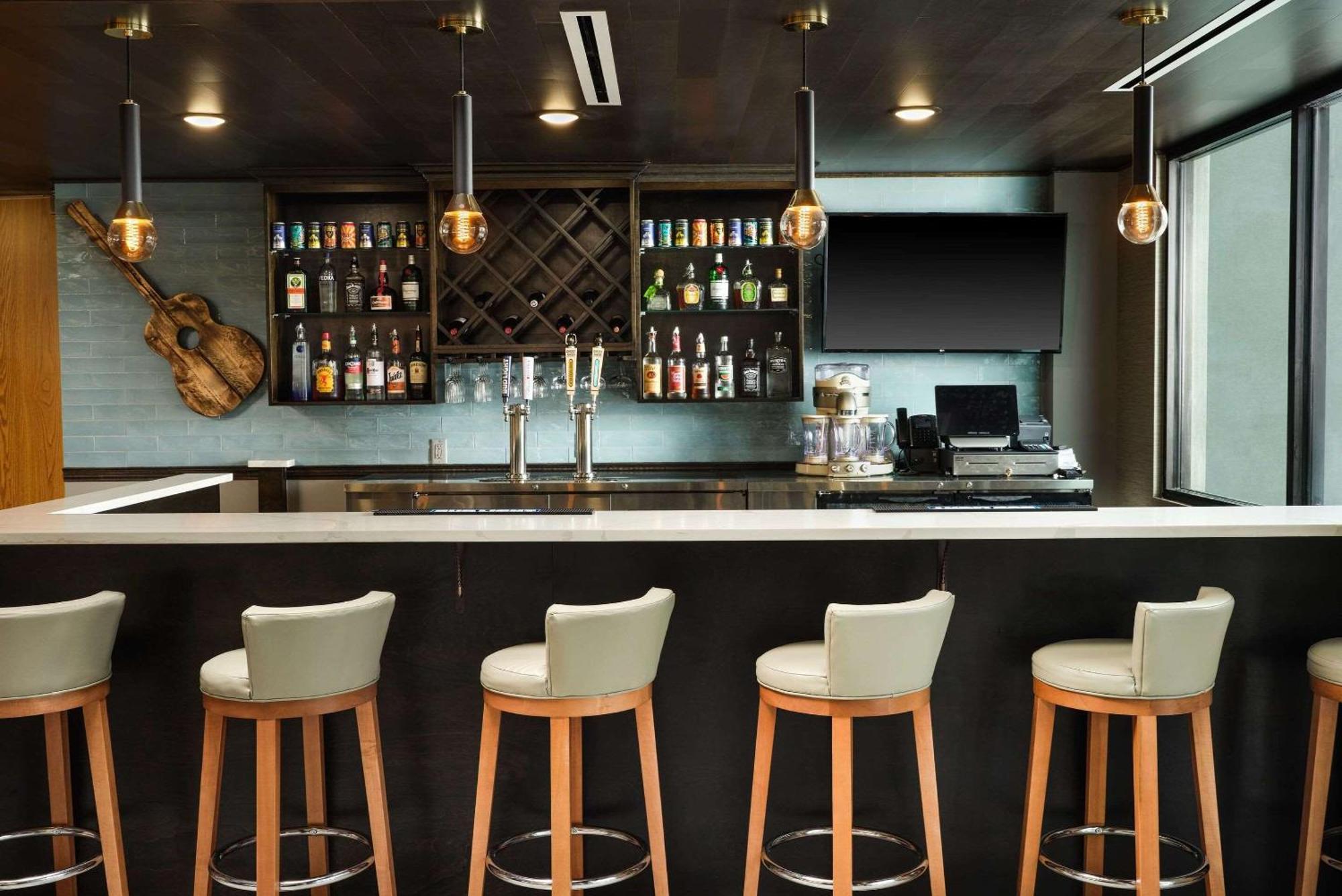 Radisson Hotel Уест Мемфис Екстериор снимка